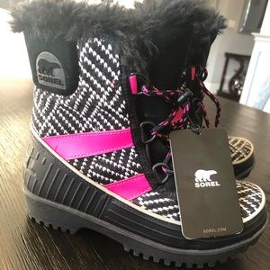 NWT Girls Sorel winter boots size 2
